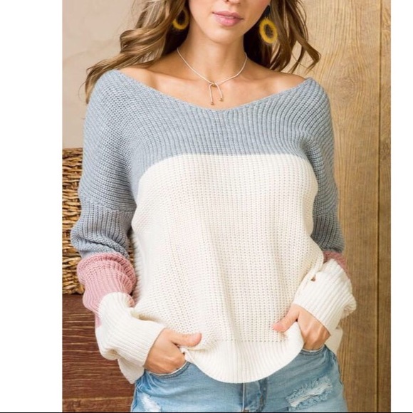 LAST ONE ! 💕Sweet Memories Back Twist Sweater - Picture 4 of 6